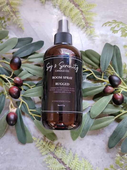 Rugged is a bold, complex fragrance with wide appeal. It leads with spicy top notes of ginger, peppercorn, and spice. Middle notes of tobacco leaf and aged teakwood blend into the woody, deep base of sandalwood, amber, and dark musk.